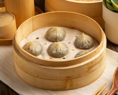 305. CHOCOLATE SOUP DUMPLINGS (6 PCS, CONTAINS NUTS) 巧克力小笼包 (6件, 内有坚果)